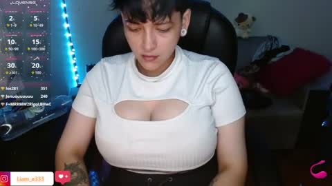 Snapshot of maylyy_kan chatting on July 25, 2026, 2:20 am Mayle kan online show from July 25, 2026, 2:20 am