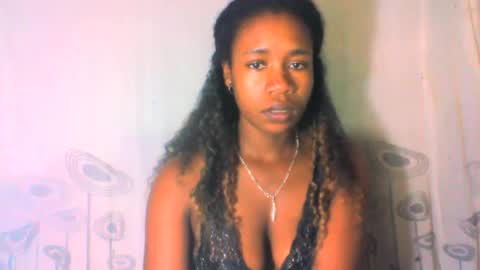 Snapshot of mayrah5 chatting on January 26, 2025, 11:17 am mayrah online show from January 26, 2025, 11:17 am