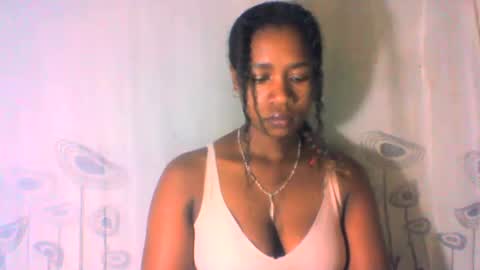 Snapshot of mayrah5 chatting on January 29, 2025, 9:01 am mayrah online show from January 29, 2025, 9:01 am