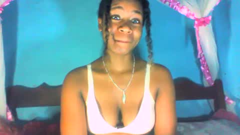 Snapshot of mayrah5 chatting on January 29, 2025, 4:19 pm mayrah online show from January 29, 2025, 4:19 pm