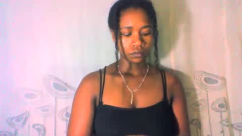 Snapshot of mayrah5 chatting on January 31, 2025, 11:35 am mayrah online show from January 31, 2025, 11:35 am