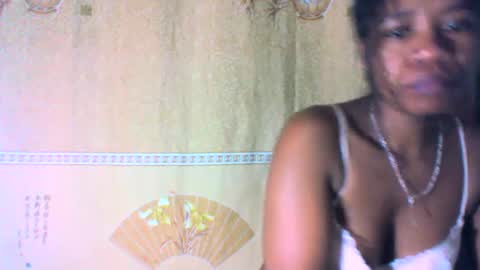 Snapshot of mayrah5 chatting on February 11, 2025, 5:58 am mayrah online show from February 11, 2025, 5:58 am