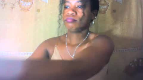 Snapshot of mayrah5 chatting on February 18, 2025, 5:31 am mayrah online show from February 18, 2025, 5:31 am