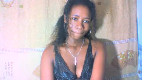 Snapshot of mayrah5 chatting on February 20, 2025, 8:50 am mayrah online show from February 20, 2025, 8:50 am