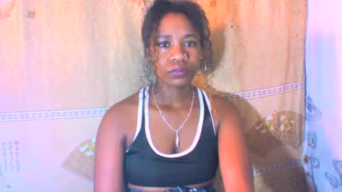 Snapshot of mayrah5 chatting on March 2, 2025, 11:39 am mayrah online show from March 2, 2025, 11:39 am
