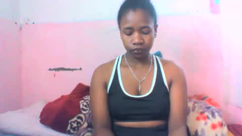Snapshot of mayrah5 chatting on October 5, 2025, 4:55 am mayrah online show from October 5, 2025, 4:55 am