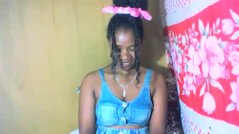 mayrah online show from December 2, 2025, 5:35 am