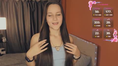 May online show from November 27, 2025, 1:46 pm