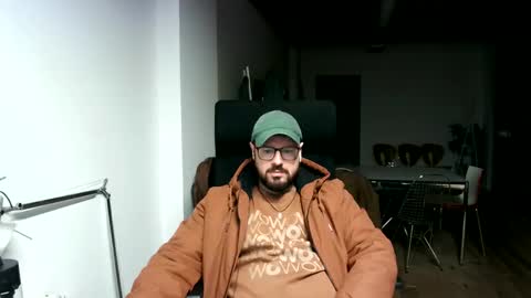 maythe4bwu online show from December 14, 2024, 3:47 pm