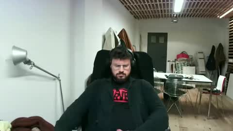 maythe4bwu online show from January 23, 2025, 1:13 pm