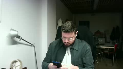 maythe4bwu online show from January 26, 2025, 3:25 pm