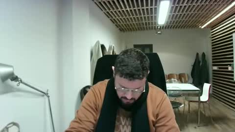 maythe4bwu online show from February 2, 2025, 8:13 am