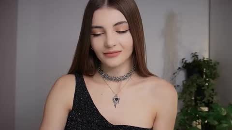 mayttease online show from October 25, 2025, 6:02 pm