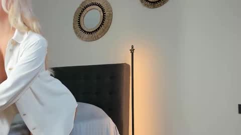 Snapshot of mazekyn chatting on February 15, 2026, 9:00 pm mazekyn online show from February 15, 2026, 9:00 pm