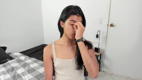 mazikeen_18 online show from April 3, 2026, 1:53 pm