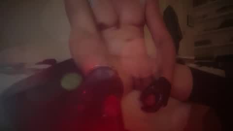 Snapshot of mblaqq chatting on December 15, 2025, 11:36 am mblaqq online show from December 15, 2025, 11:36 am