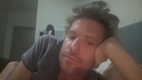 lol online show from December 22, 2024, 6:49 am