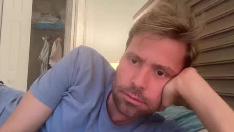 lol online show from October 13, 2025, 7:03 pm