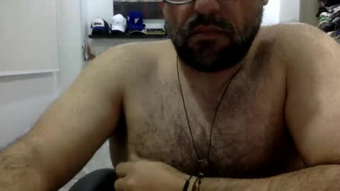 Snapshot of mbotve chatting on April 22, 2026, 10:55 pm VzlaMan online show from April 22, 2026, 10:55 pm