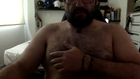 Snapshot of mbotve chatting on May 9, 2026, 1:27 pm VzlaMan online show from May 9, 2026, 1:27 pm