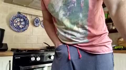 Snapshot of mccock16cm chatting on July 3, 2026, 9:16 am mccock16cm online show from July 3, 2026, 9:16 am