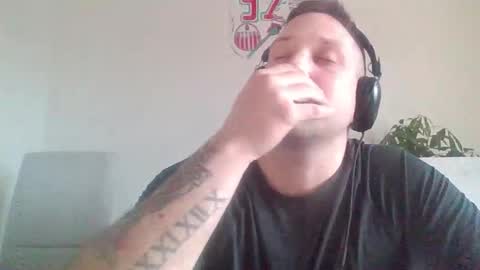 McFly online show from February 8, 2026, 5:27 pm