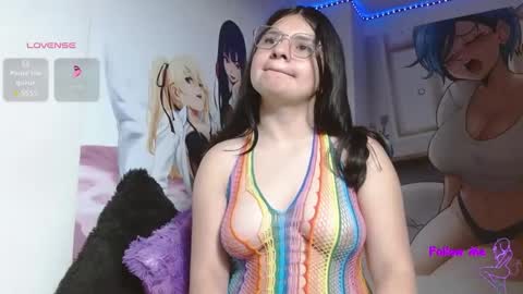 mackenna av online show from March 4, 2025, 11:29 am