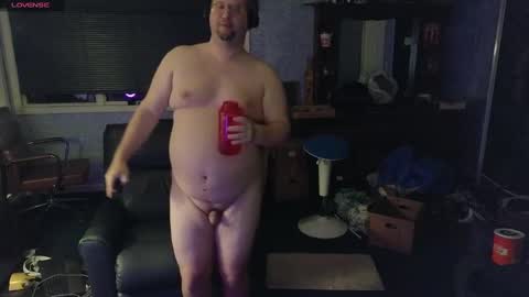 Snapshot of mckhero chatting on December 22, 2024, 5:12 am Sean online show from December 22, 2024, 5:12 am