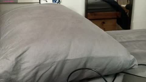 McLoad1 online show from October 9, 2025, 5:49 am