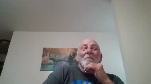 mdane99 online show from November 5, 2025, 1:44 pm