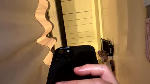 Dens cam online show from September 16, 2025, 1:56 pm