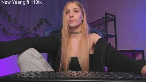 Anna online show from December 27, 2024, 5:26 pm