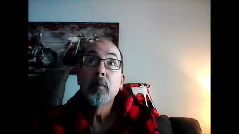 me at home online show from January 4, 2025, 4:32 pm