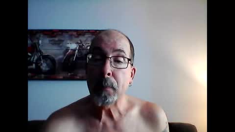 me at home online show from February 20, 2025, 3:41 pm