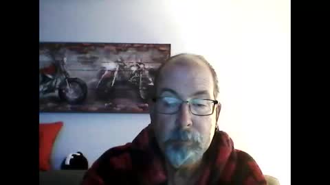 me at home online show from September 21, 2025, 11:23 am