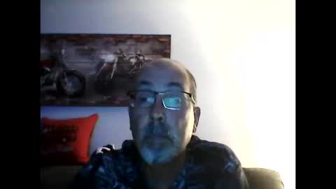 me at home online show from October 15, 2025, 2:55 am