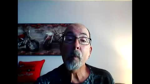 me at home online show from October 18, 2025, 2:29 pm