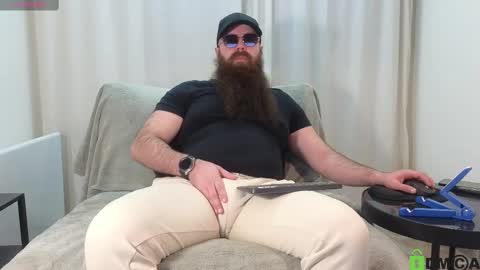 Meaty Roll online show from February 19, 2025, 9:17 am