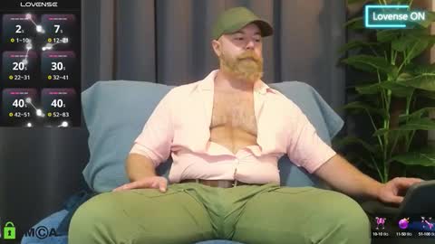 Meaty Roll online show from September 30, 2025, 5:07 pm