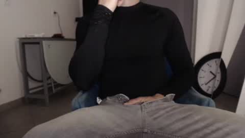 Meditmtc online show from December 20, 2024, 9:17 pm