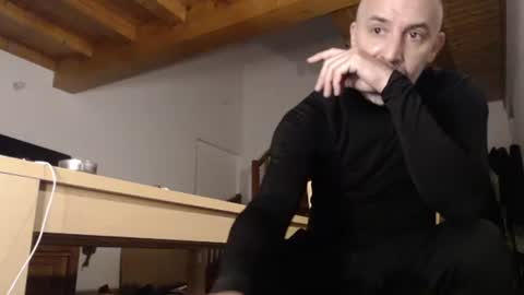 Meditmtc online show from January 28, 2025, 7:00 pm