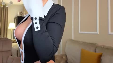 MedussaEyes online show from February 21, 2026, 9:27 pm