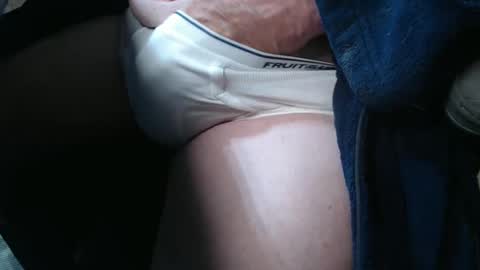 Snapshot of mee9090e900 chatting on September 16, 2025, 10:05 am mee9090e900 online show from September 16, 2025, 10:05 am