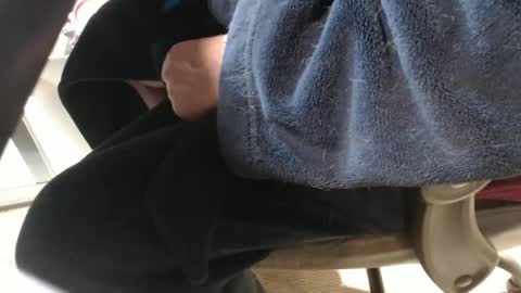 Snapshot of mee9090e900 chatting on September 23, 2025, 10:18 am mee9090e900 online show from September 23, 2025, 10:18 am