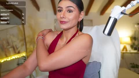 Andrea  online show from February 4, 2025, 12:33 pm