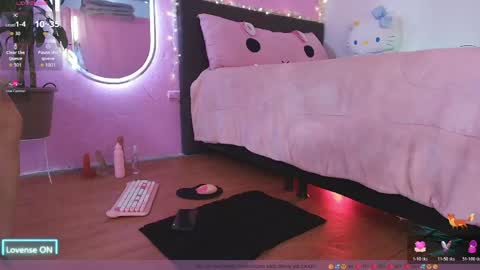 Snapshot of meegan_foxy_ chatting on May 14, 2026, 12:12 pm Im Megan online show from May 14, 2026, 12:12 pm