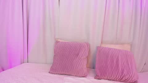 Melody online show from February 25, 2026, 4:00 am