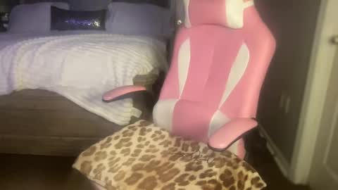 Snapshot of meetsouthernpeach chatting on January 12, 2025, 2:24 am Southern Peach online show from January 12, 2025, 2:24 am