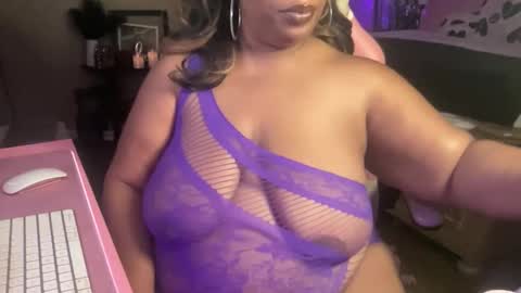 Southern Peach online show from November 2, 2025, 7:27 pm