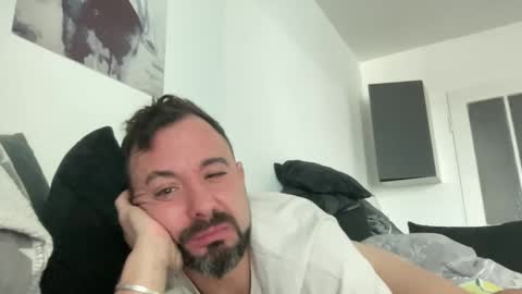 mega1185264 online show from November 23, 2025, 10:15 am